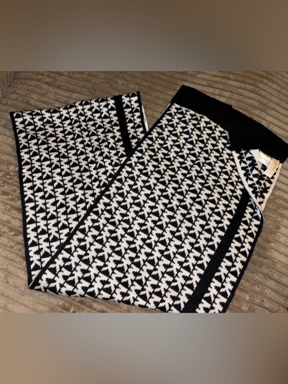 Michael Kors Black infinity scarf